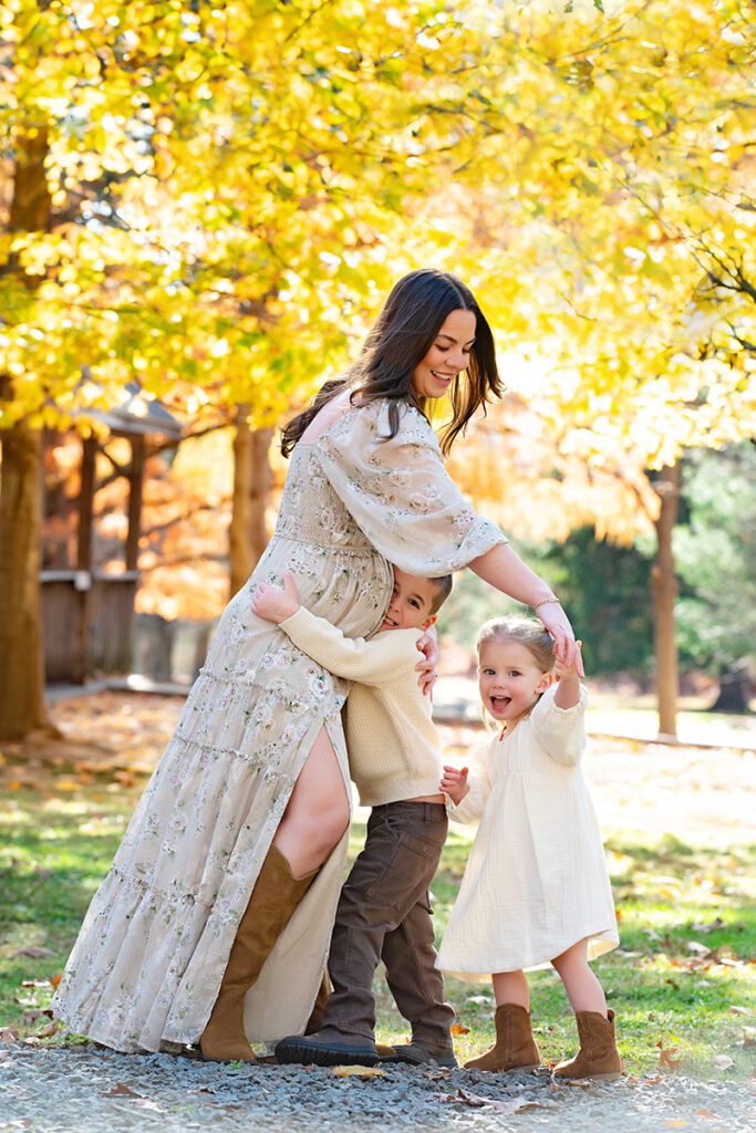 Maternity photograph taken in a park in Bergen County New Jersey